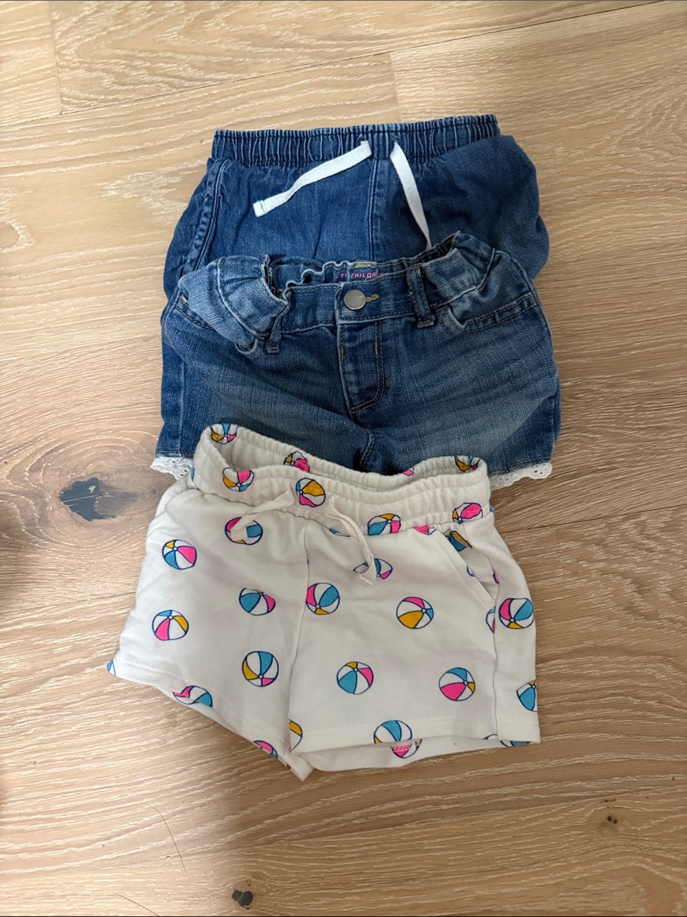 Cat & Jack Navy Denim and White Beach Ball Print Shorts Set